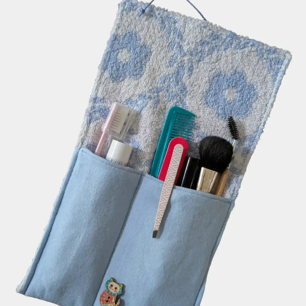 Trousse de toilette compacte
