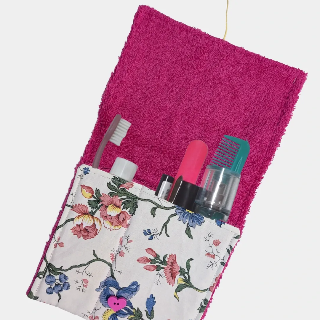 Trousse de toilette compacte