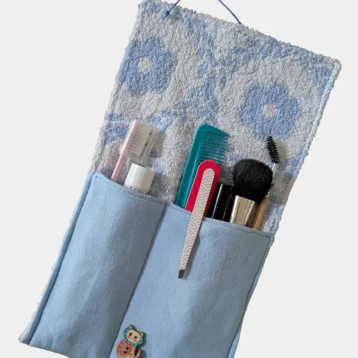 Trousse de toilette compacte