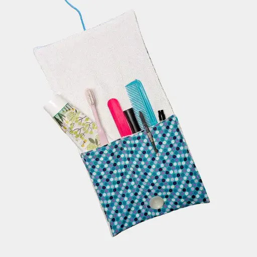 Trousse de toilette compacte