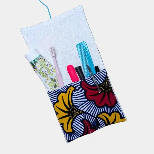 Trousse de toilette compacte